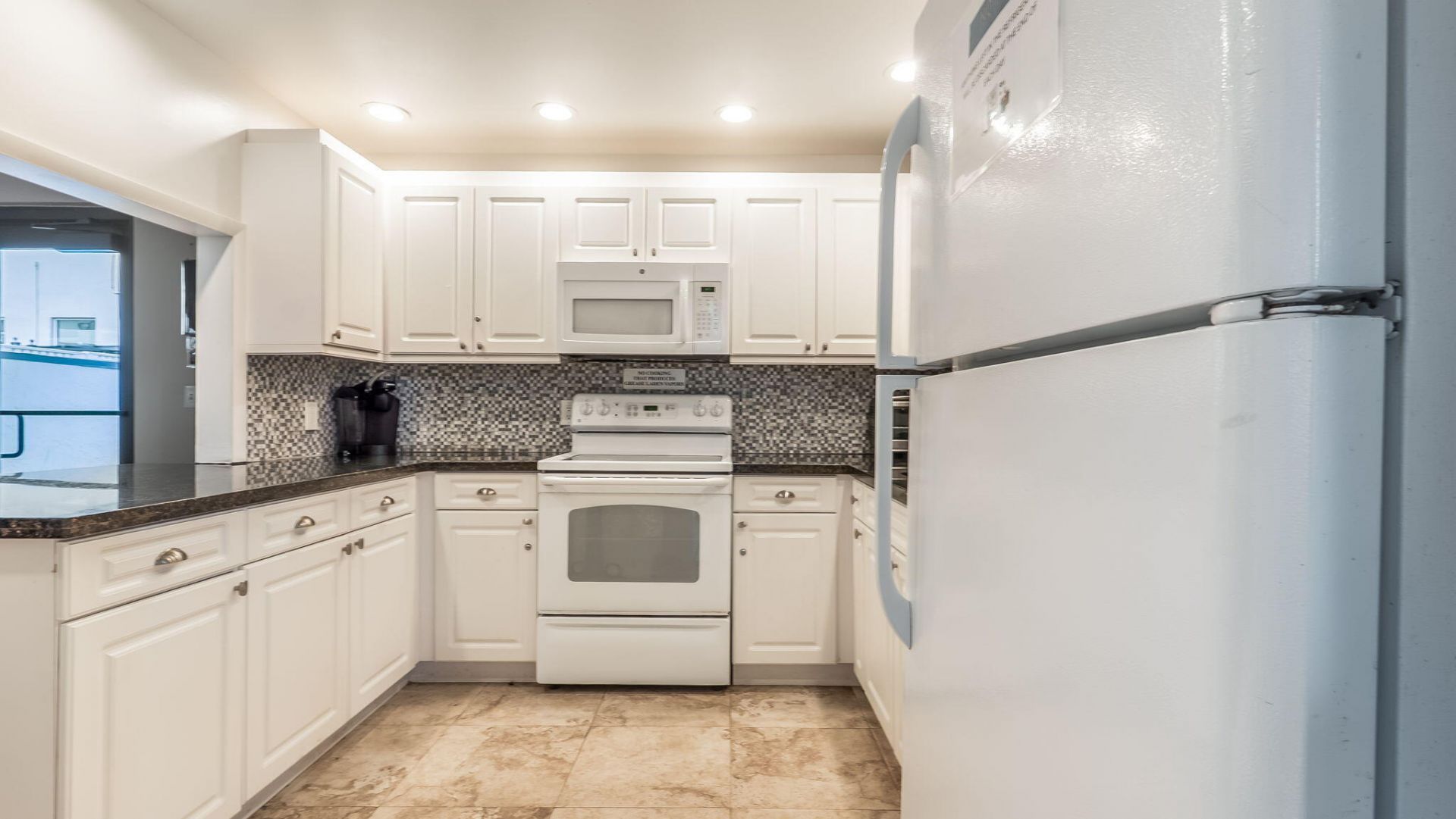 1905 N Ocean Boulevard, Unit 11A, Fort Lauderdale, FL 33305 Photo