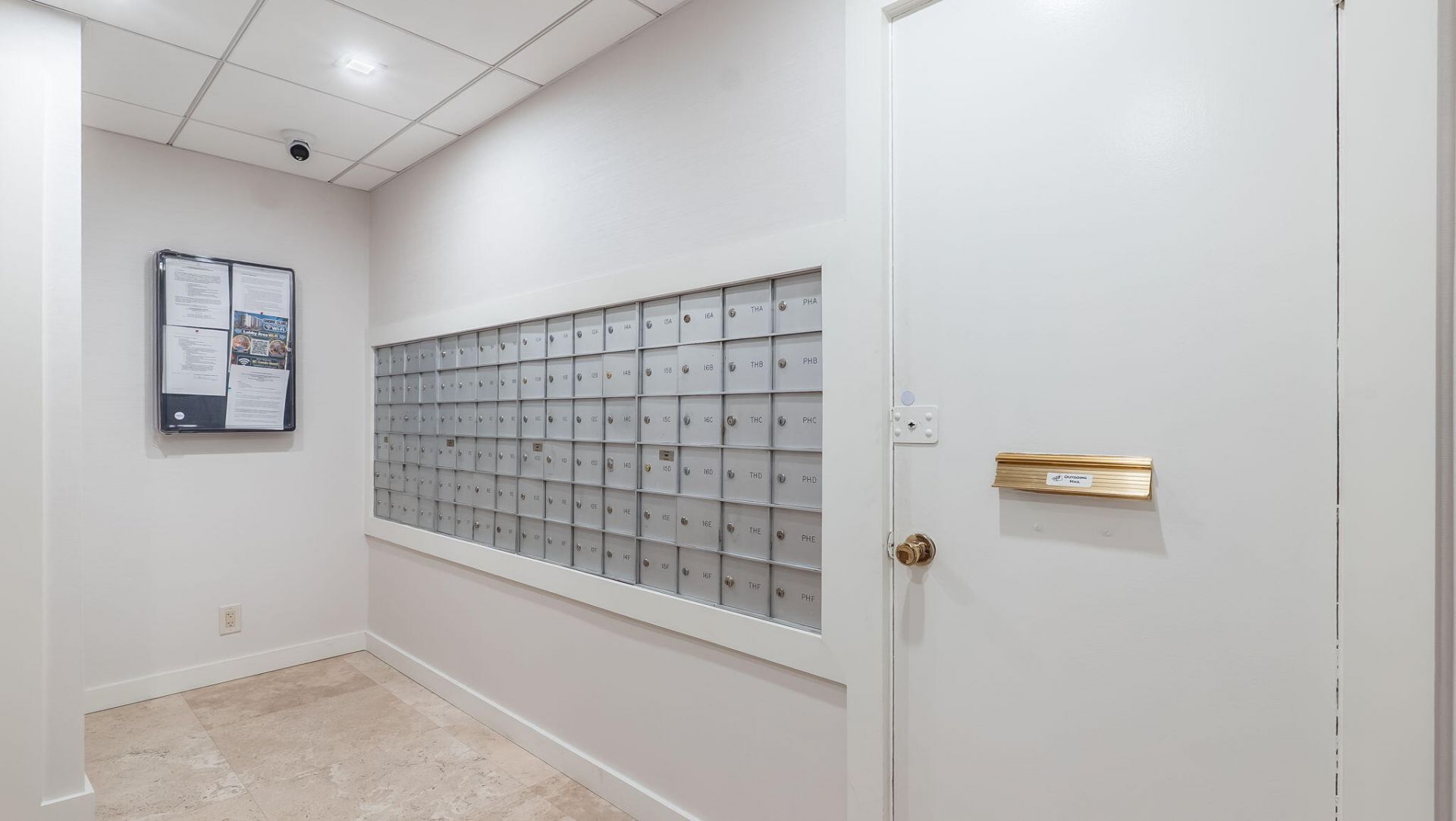 1905 N Ocean Boulevard, Unit 11A, Fort Lauderdale, FL 33305 Photo