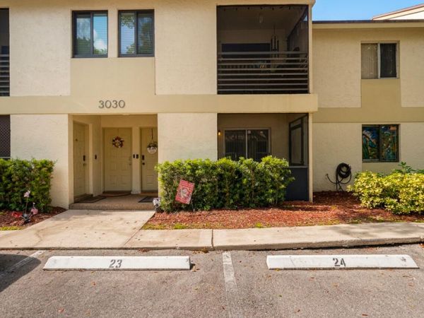 3030 NW 68TH Street, Unit 104, Fort Lauderdale, FL 33309