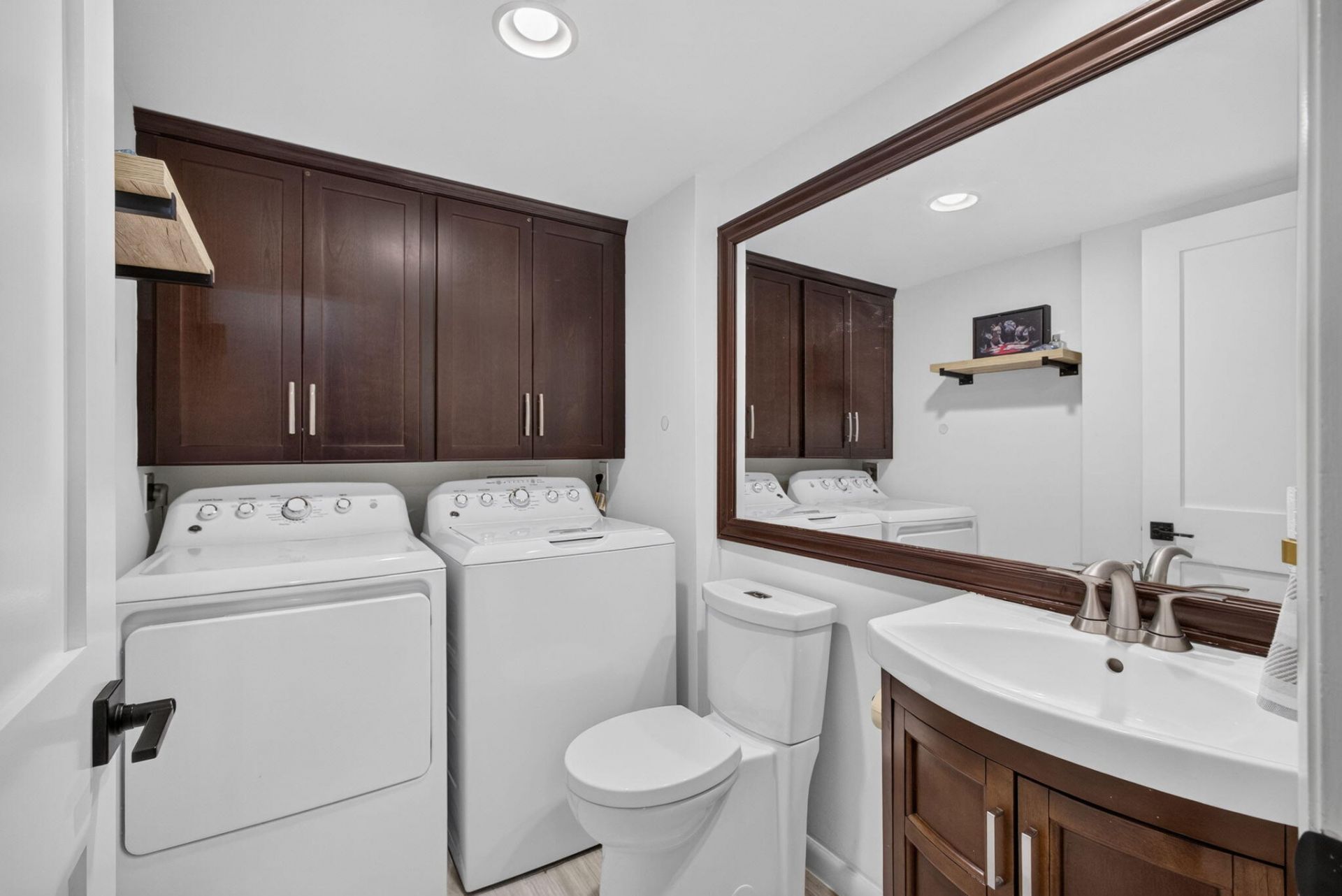 2002 20th Way, West Palm Beach, FL 33407 Photo