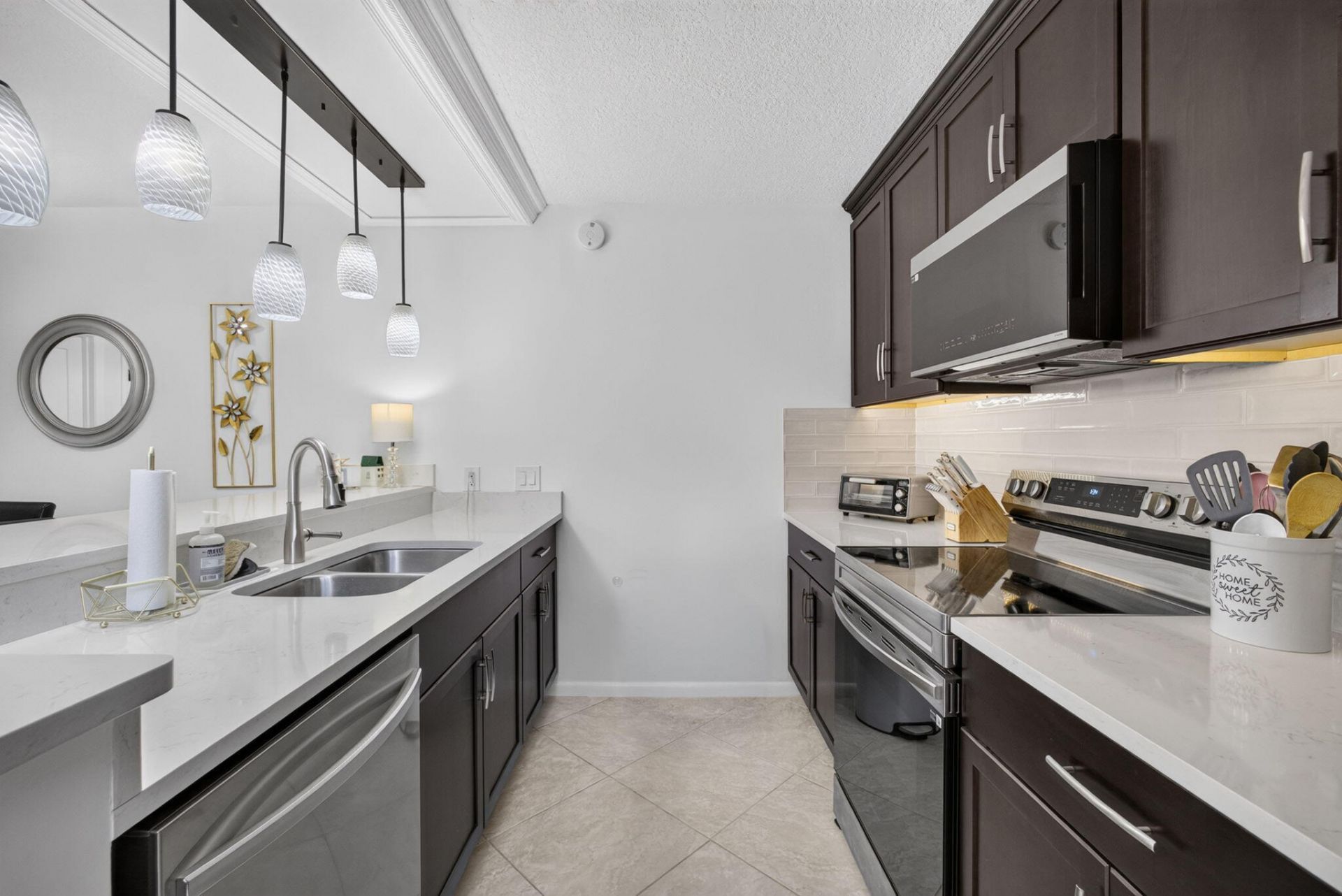 2002 20th Way, West Palm Beach, FL 33407 Photo