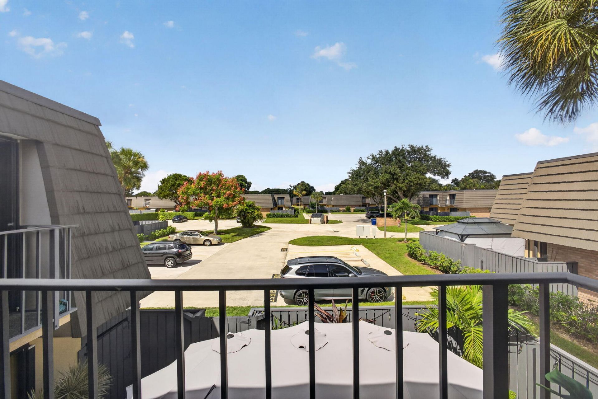 2002 20th Way, West Palm Beach, FL 33407 Photo