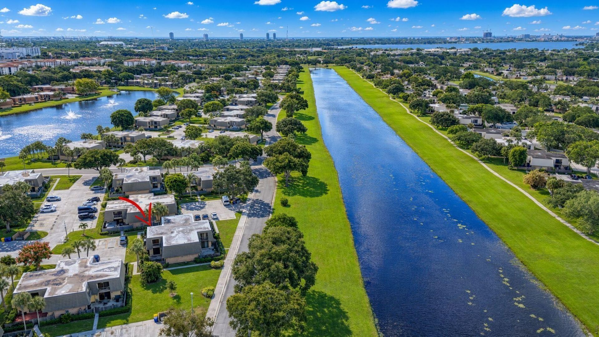 2002 20th Way, West Palm Beach, FL 33407 Photo
