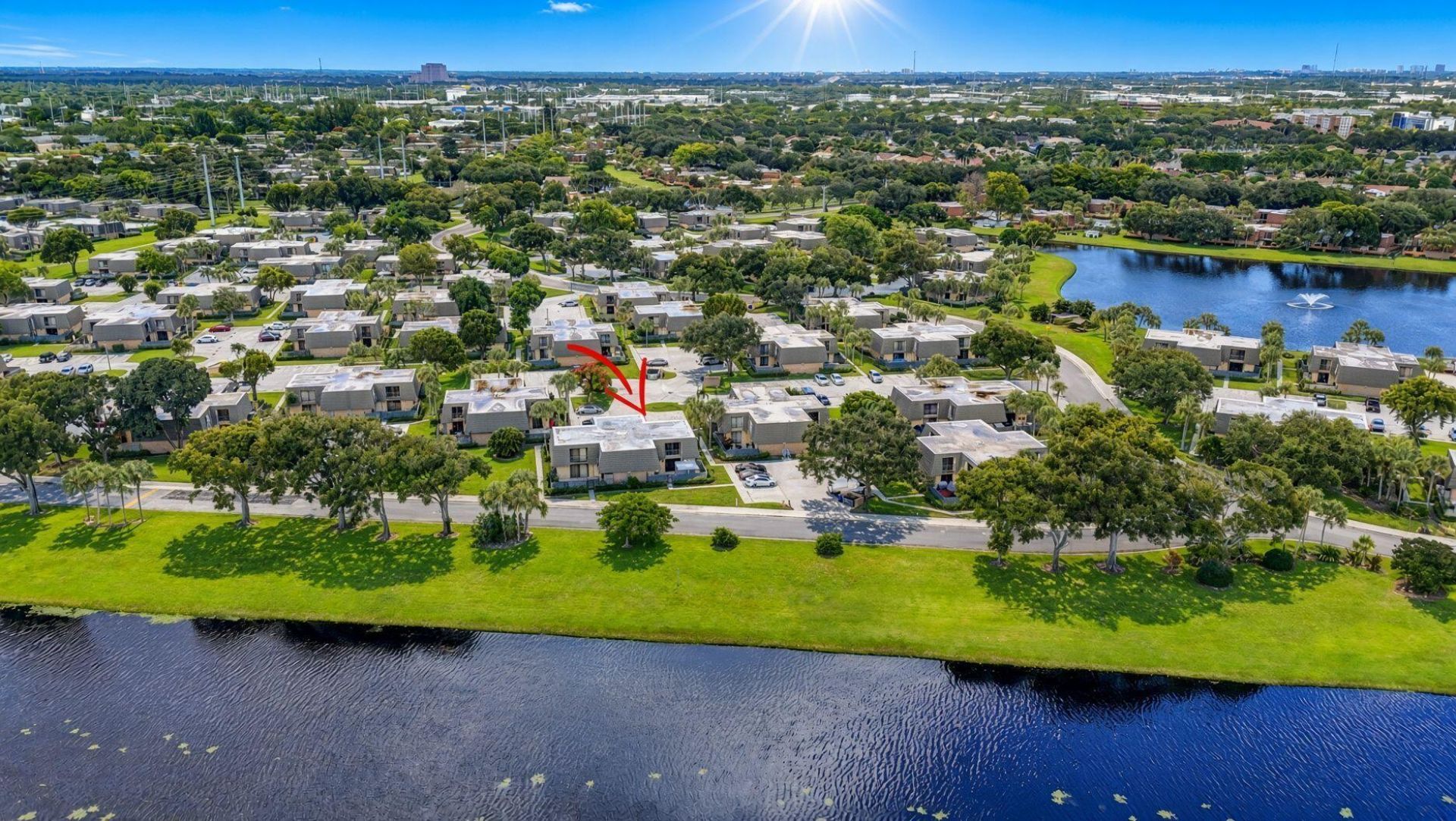 2002 20th Way, West Palm Beach, FL 33407 Photo