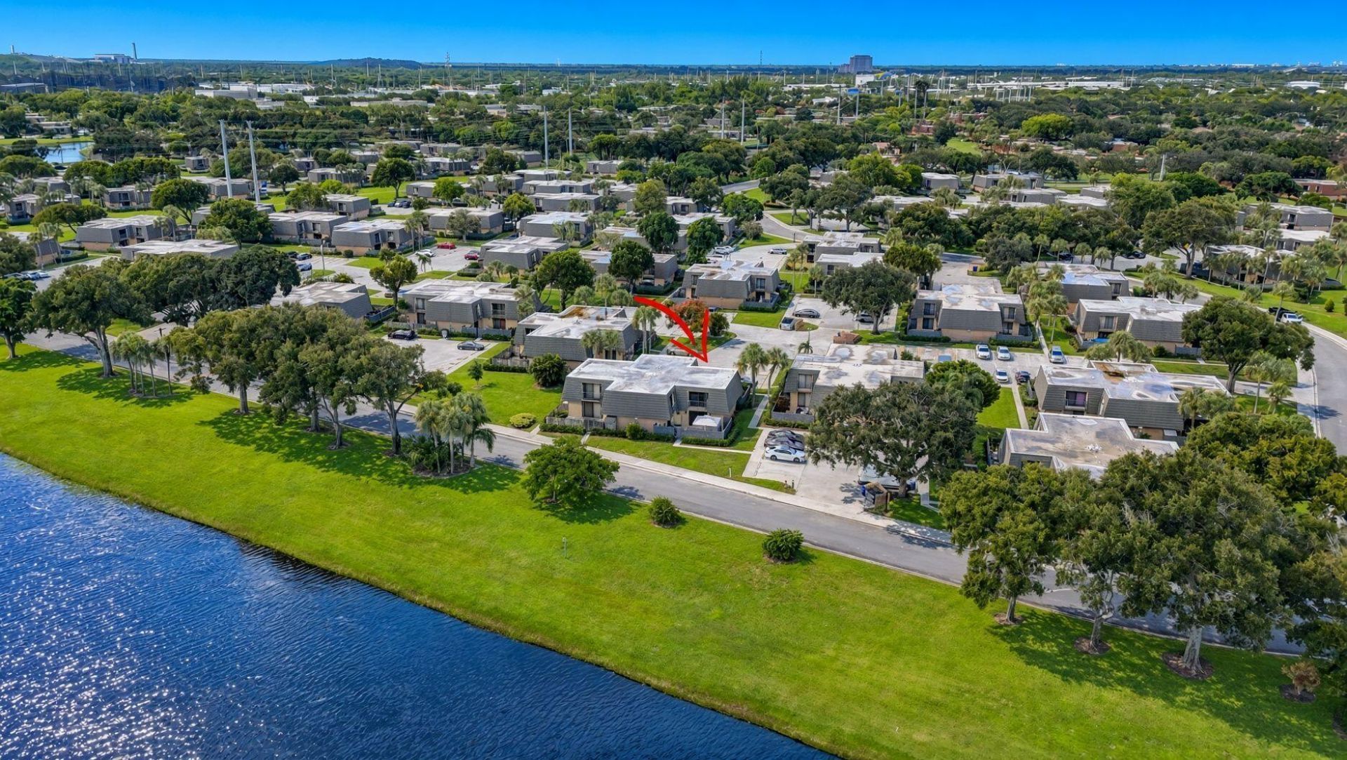 2002 20th Way, West Palm Beach, FL 33407 Photo