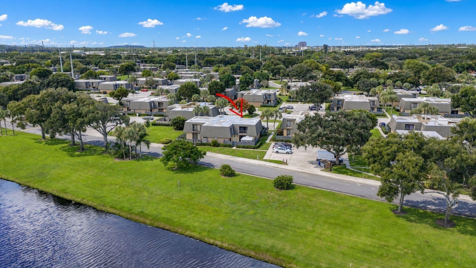 2002 20th Way, West Palm Beach, FL 33407 Photo