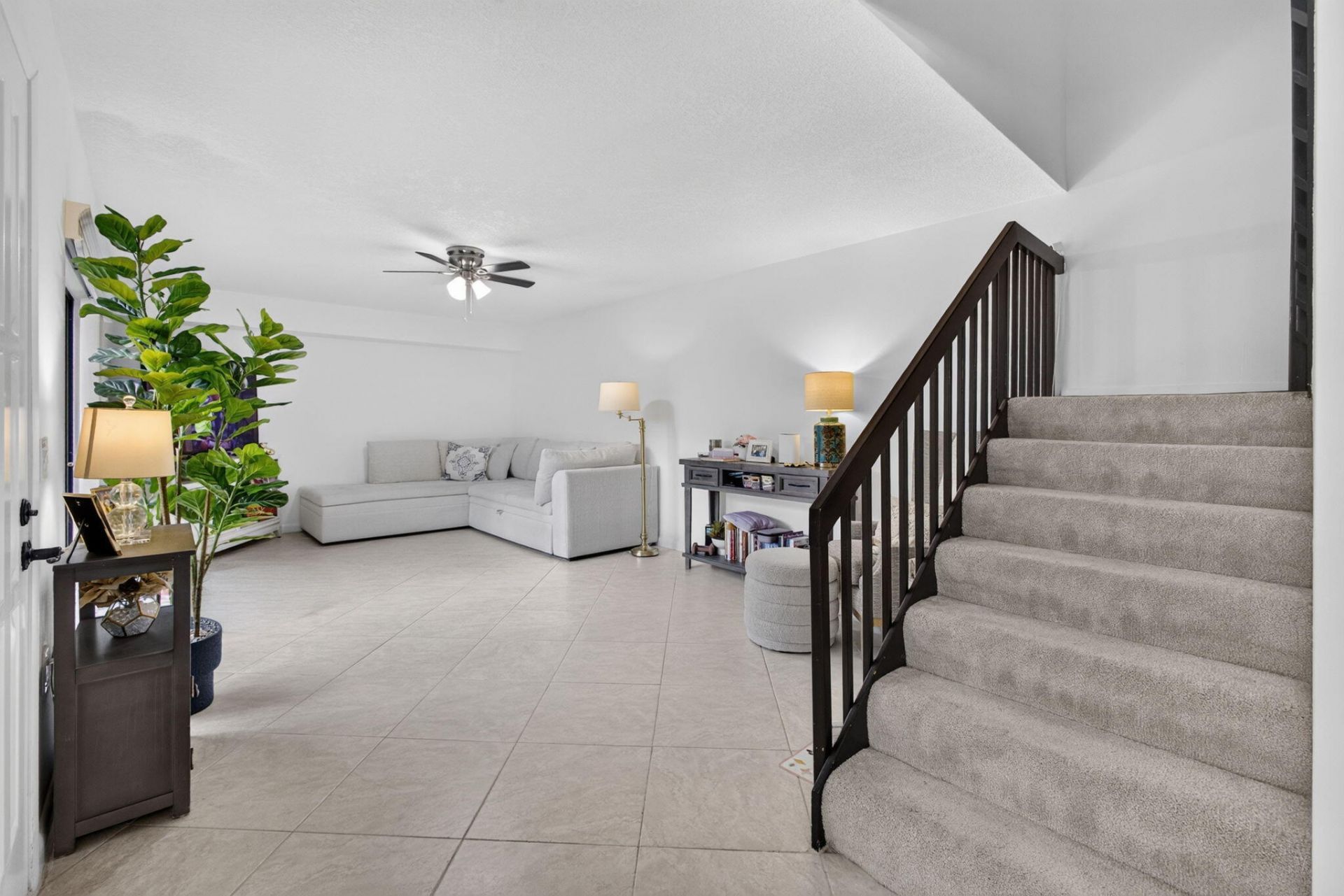 2002 20th Way, West Palm Beach, FL 33407 Photo