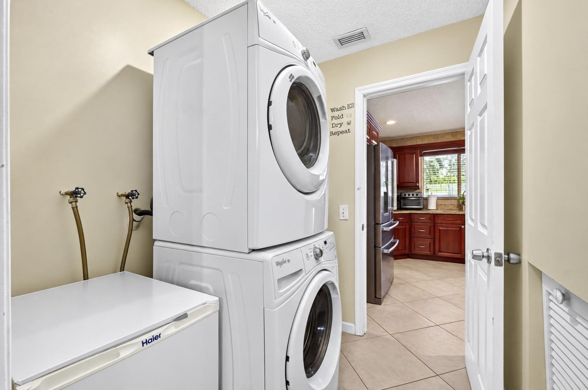 9871 NW 5th Place, Plantation, FL 33324 Photo