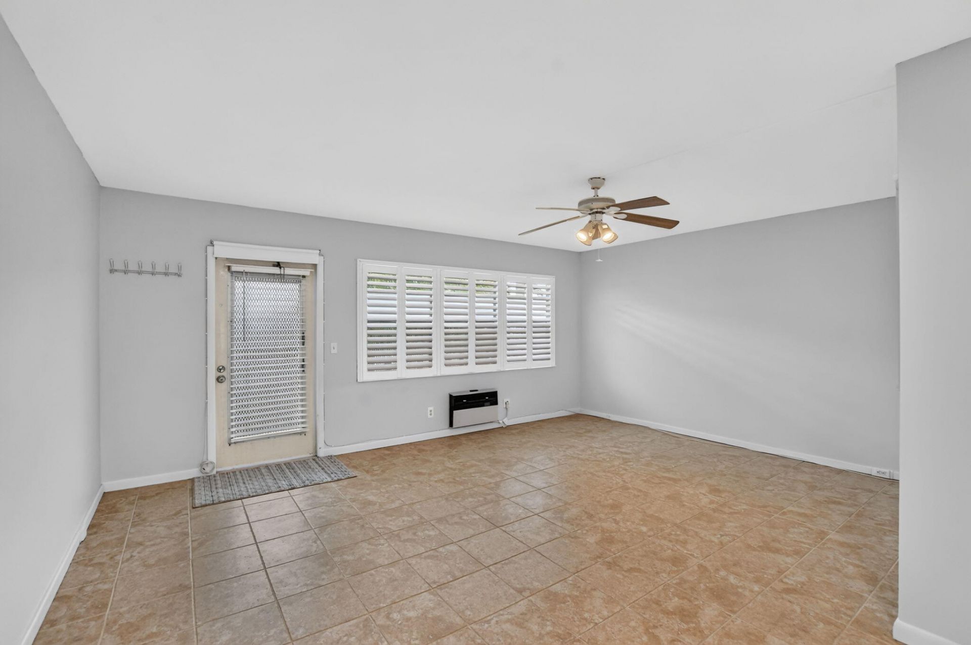 233 Brighton F, Unit 233, Boca Raton, FL 33434 Photo