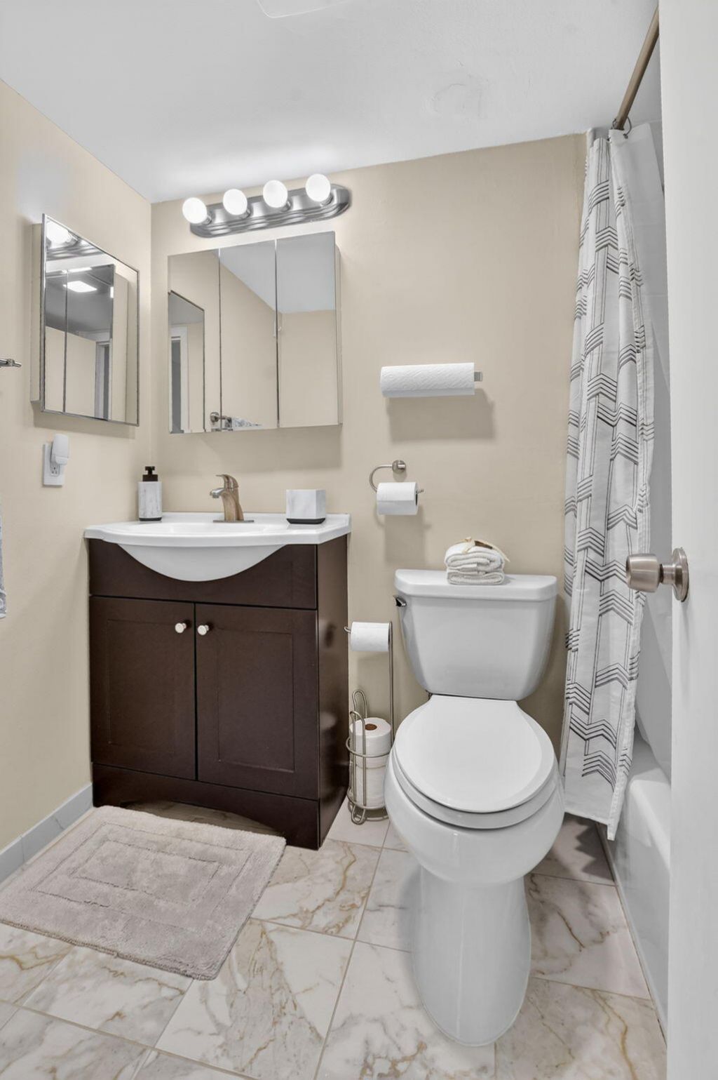233 Brighton F, Unit 233, Boca Raton, FL 33434 Photo