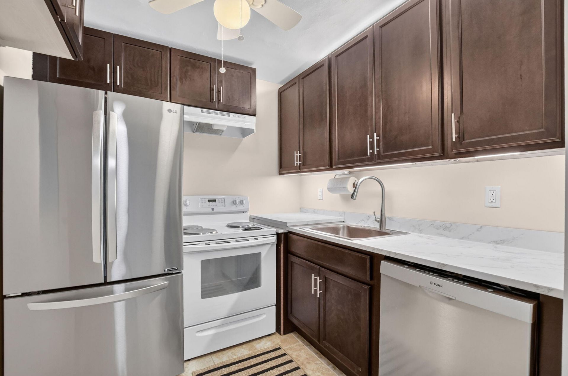 233 Brighton F, Unit 233, Boca Raton, FL 33434 Photo