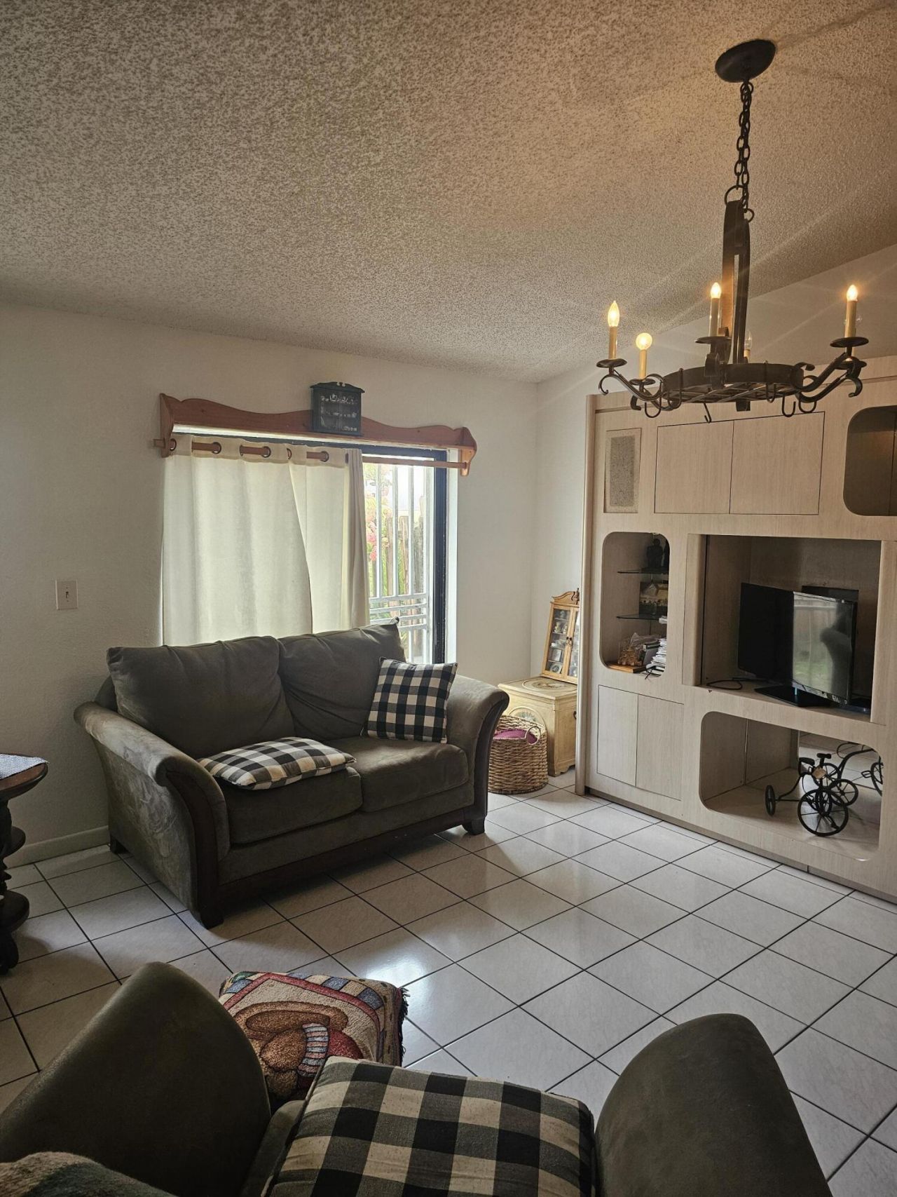 9919 NW 122nd Street, Hialeah Gardens, FL 33018 Photo