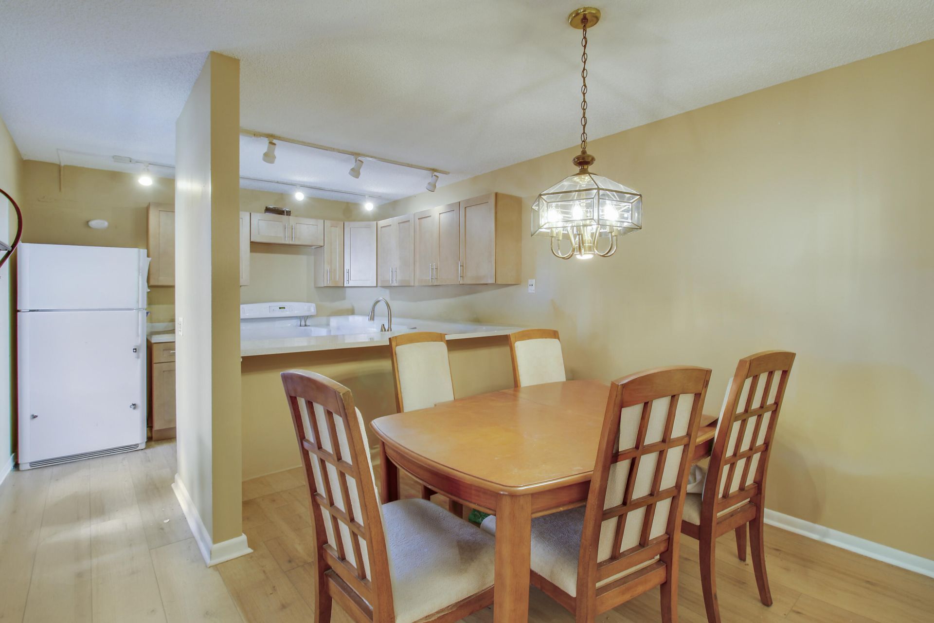 231 Charter Way, West Palm Beach, FL 33407 Photo