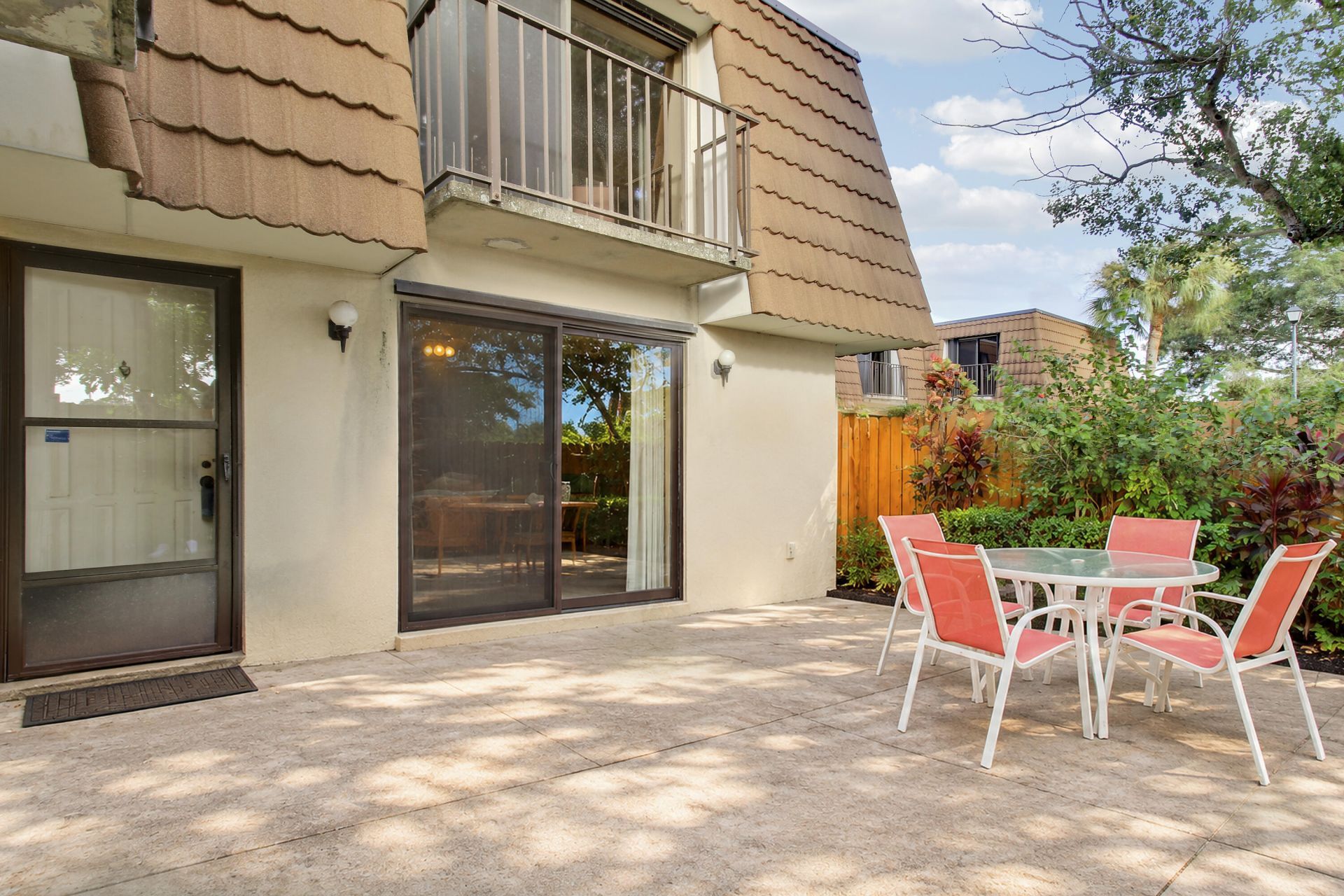 231 Charter Way, West Palm Beach, FL 33407 Photo