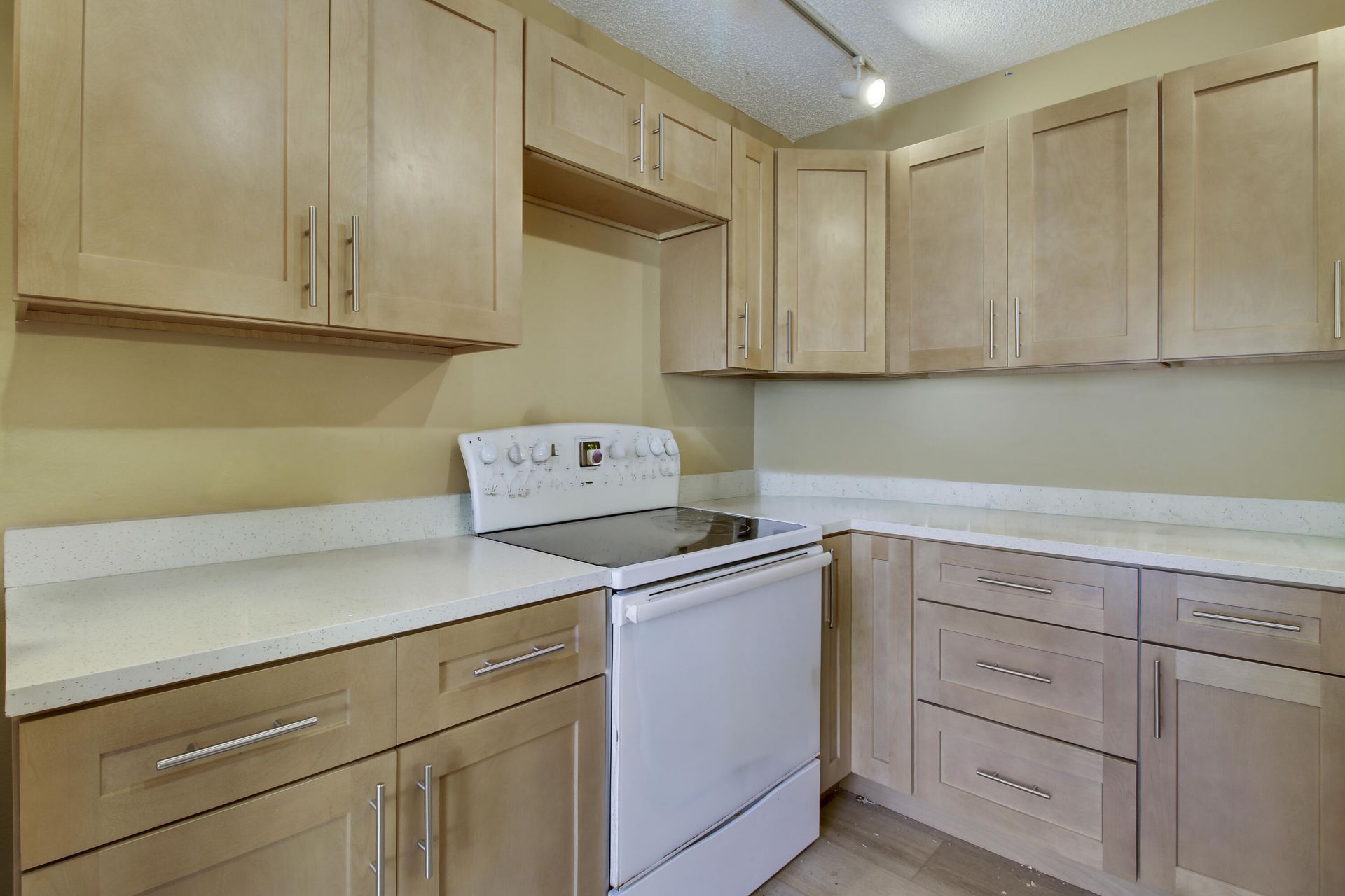 231 Charter Way, West Palm Beach, FL 33407 Photo