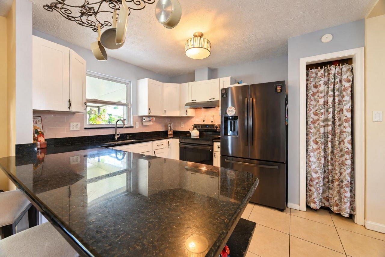 4702 Myrtle Drive, Fort Pierce, FL 34982 Photo
