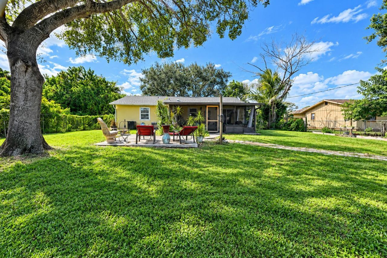4702 Myrtle Drive, Fort Pierce, FL 34982 Photo