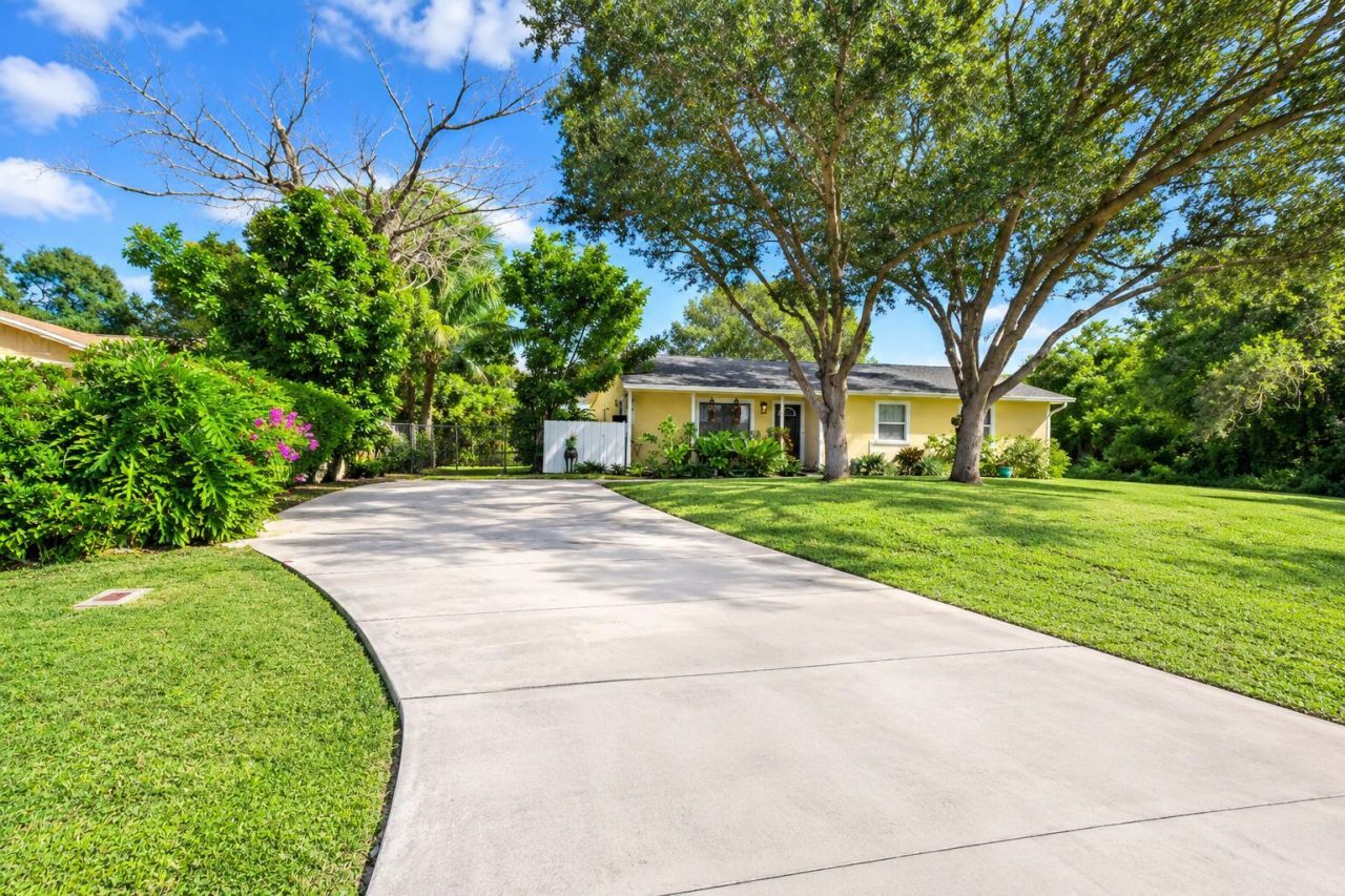 4702 Myrtle Drive, Fort Pierce, FL 34982 Photo