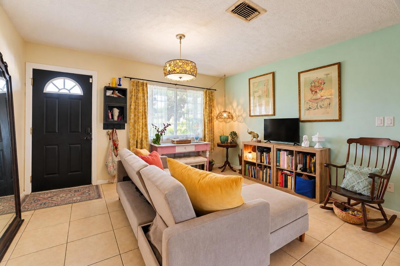 4702 Myrtle Drive, Fort Pierce, FL 34982 Photo