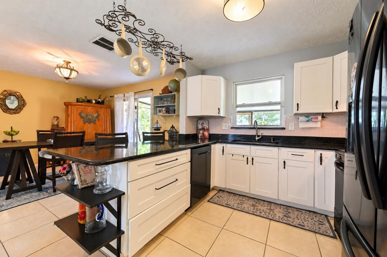 4702 Myrtle Drive, Fort Pierce, FL 34982 Photo