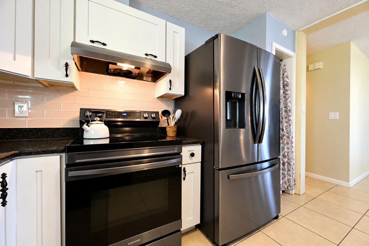 4702 Myrtle Drive, Fort Pierce, FL 34982 Photo