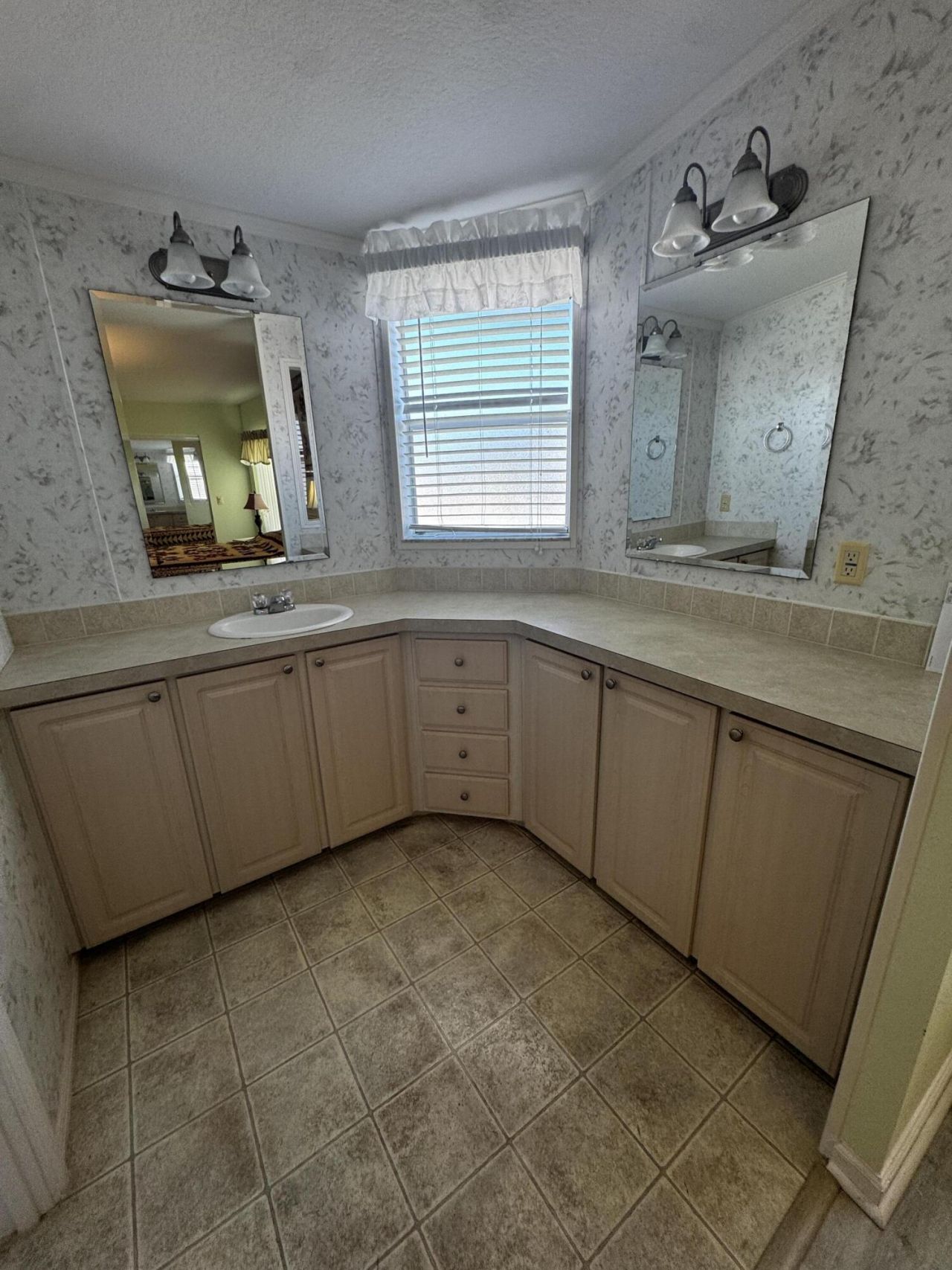 6515 Dulce Real Avenue, Fort Pierce, FL 34951 Photo