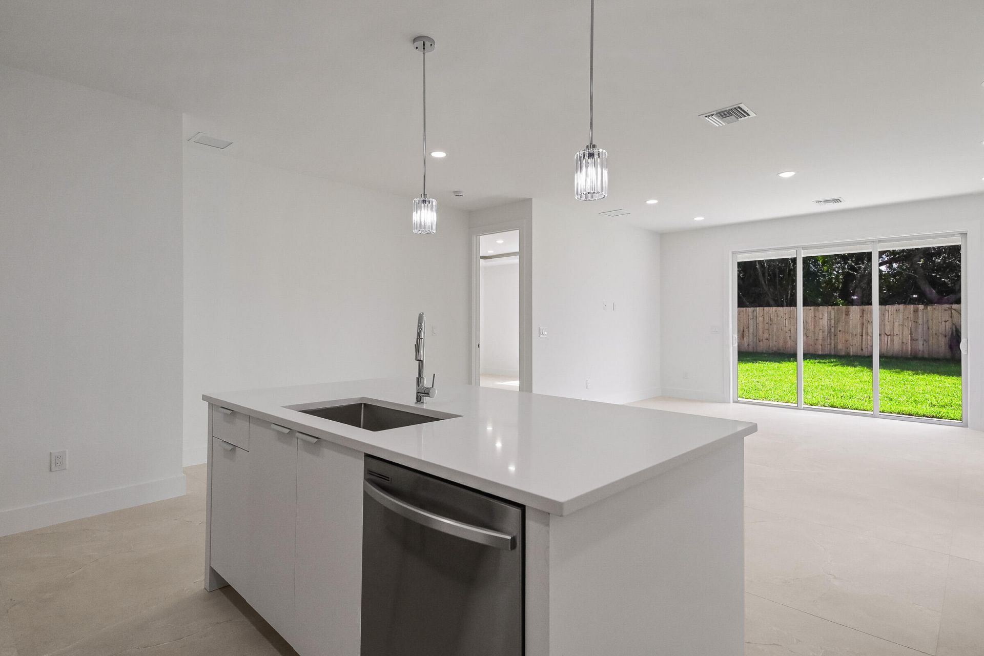 4606 Hibiscus Avenue, West Palm Beach, FL 33417 Photo