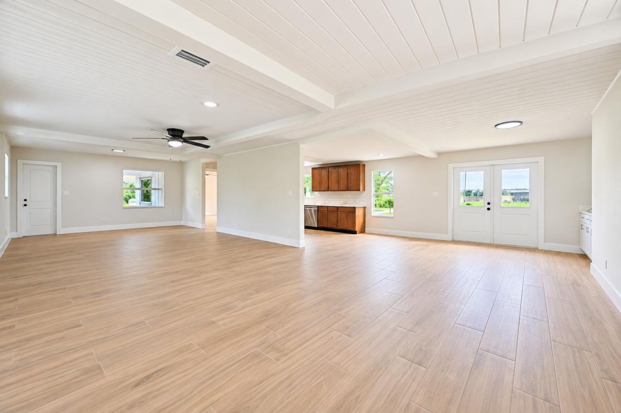8721 Hidden Pines Road, Fort Pierce, FL 34945 Photo