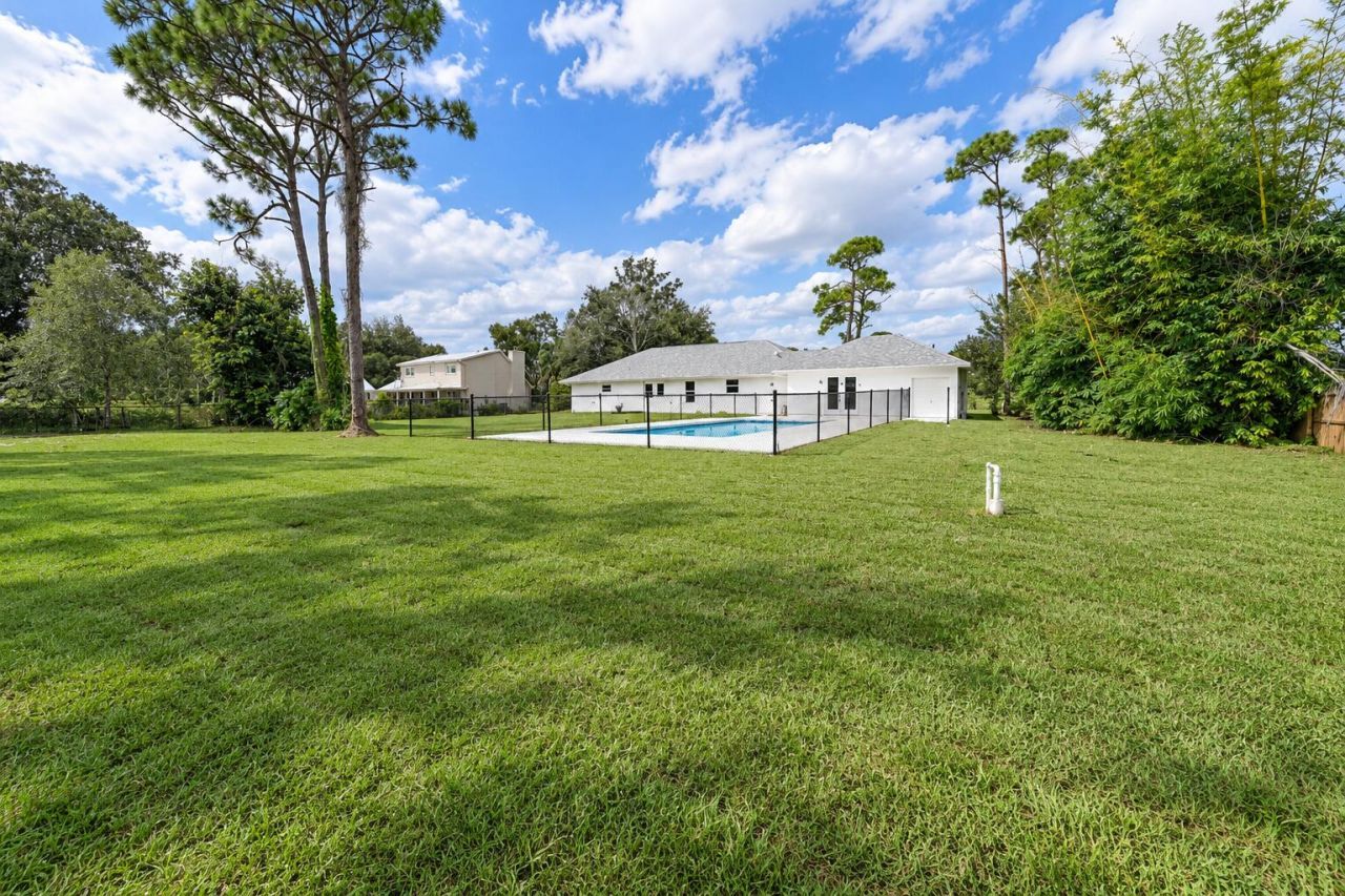 8721 Hidden Pines Road, Fort Pierce, FL 34945 Photo