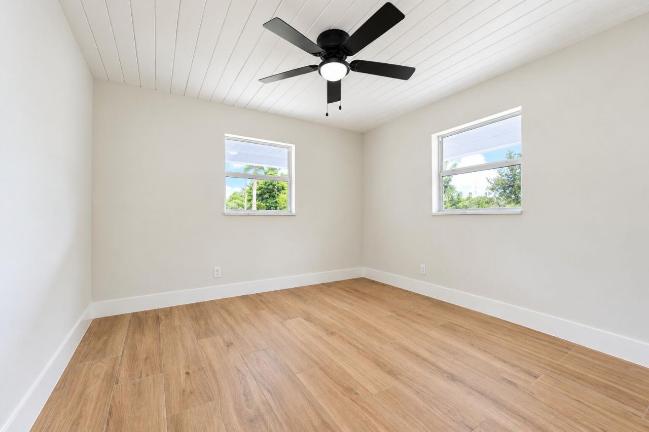 8721 Hidden Pines Road, Fort Pierce, FL 34945 Photo