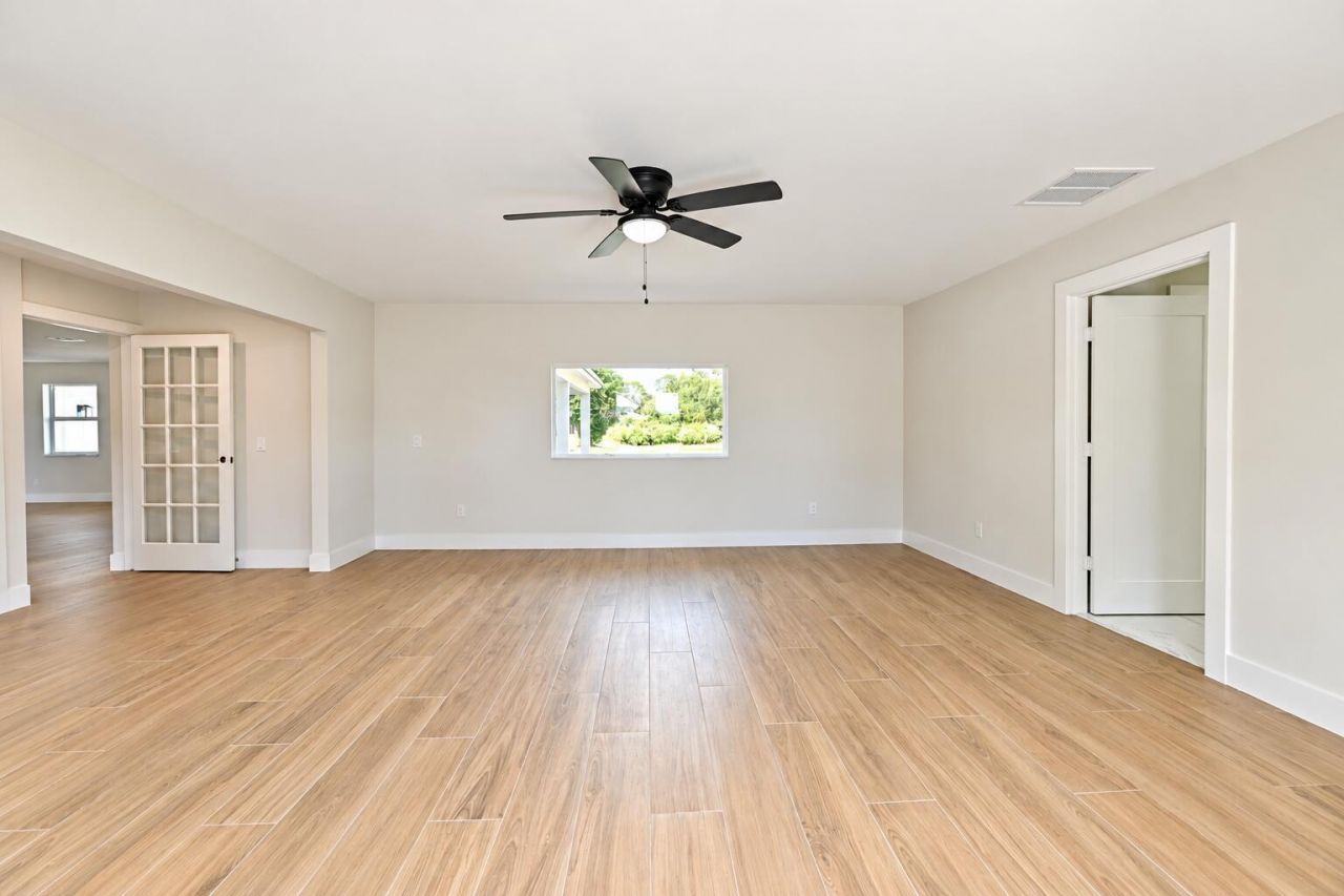 8721 Hidden Pines Road, Fort Pierce, FL 34945 Photo