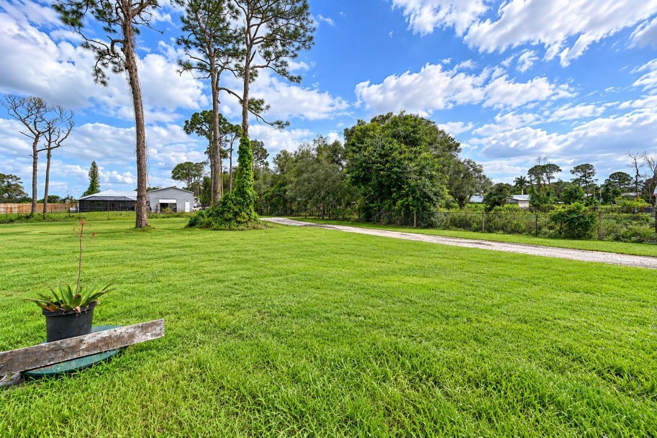 8721 Hidden Pines Road, Fort Pierce, FL 34945 Photo