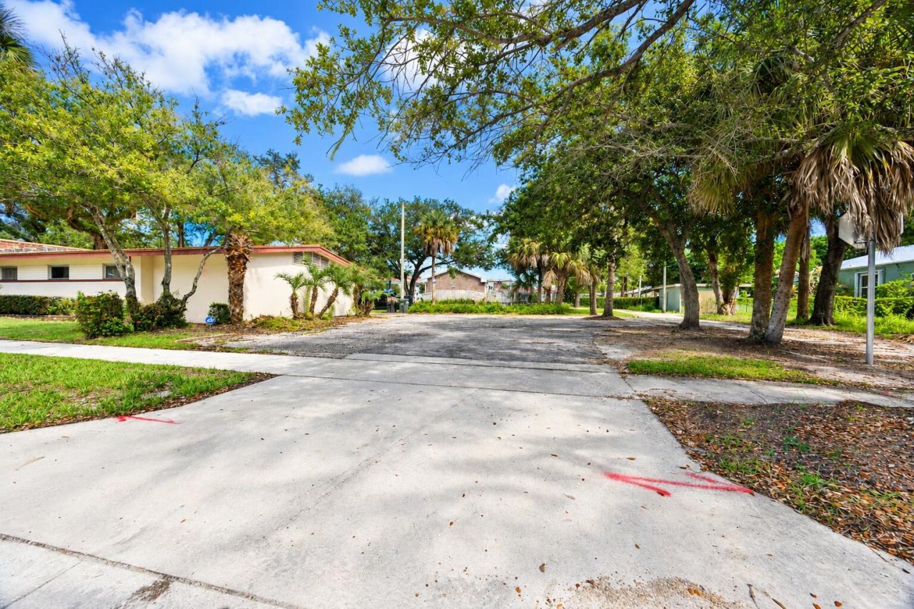 715 Delaware Avenue, Fort Pierce, FL 34950 Photo