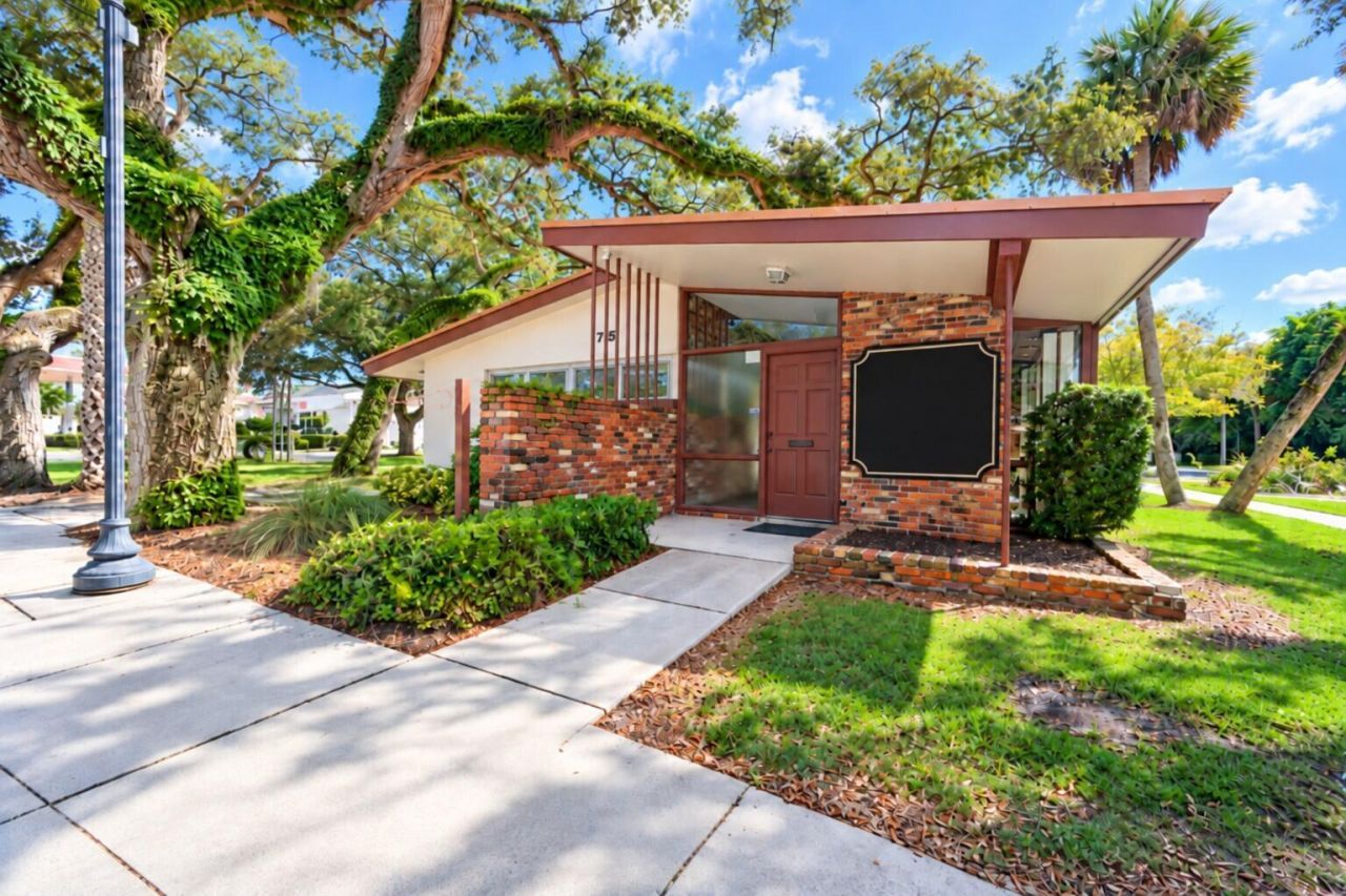 715 Delaware Avenue, Fort Pierce, FL 34950 Photo