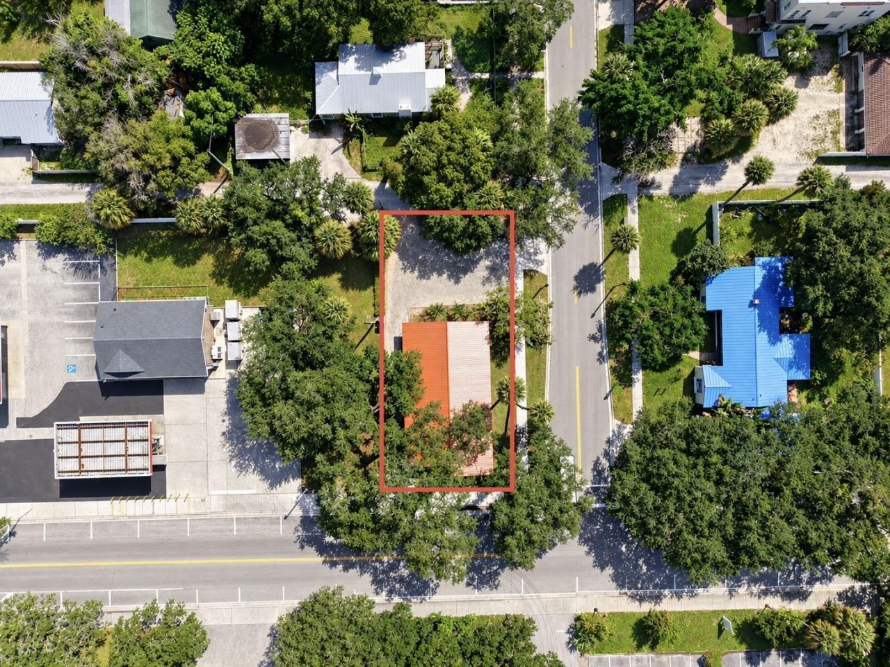 715 Delaware Avenue, Fort Pierce, FL 34950 Photo
