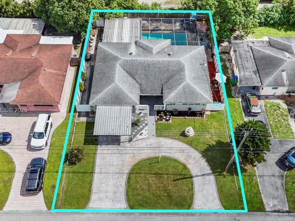 1921 Acapulco Dr , Miramar, FL 33023
