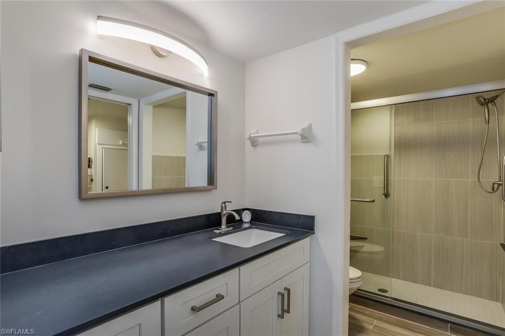 9900 Sunset Cove Ln, Unit 115, Fort Myers, FL 33919 Photo