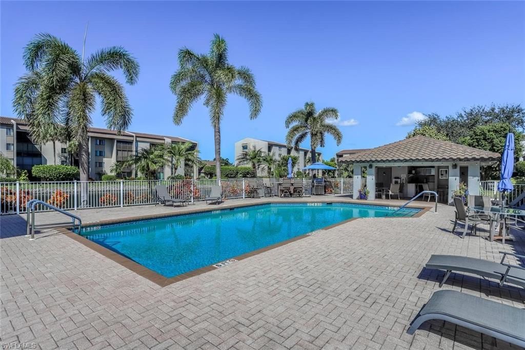 9900 Sunset Cove Ln, Unit 115, Fort Myers, FL 33919 Photo
