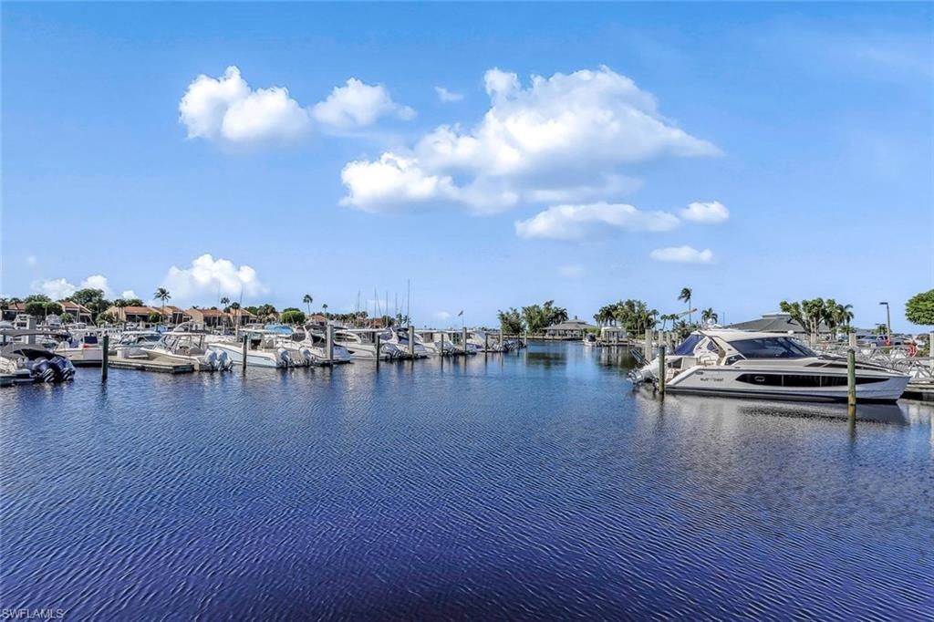 9900 Sunset Cove Ln, Unit 115, Fort Myers, FL 33919 Photo