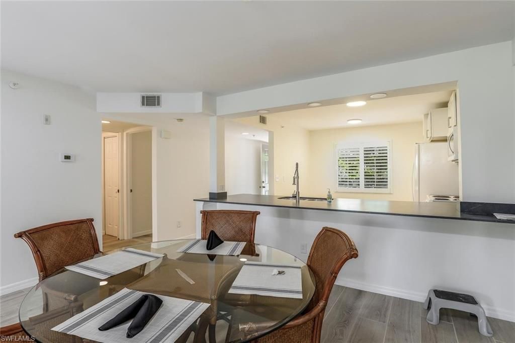 9900 Sunset Cove Ln, Unit 115, Fort Myers, FL 33919 Photo