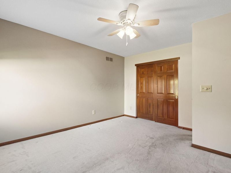 4646 Hunting Creek Drive, Grove City, OH 43123 Photo 20