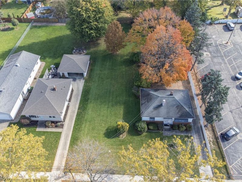 W 130 Street, Parma Heights, OH 44130 Photo 13