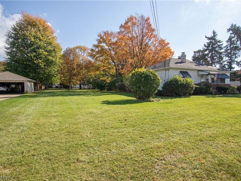 W 130 Street, Parma Heights, OH 44130 Photo 4