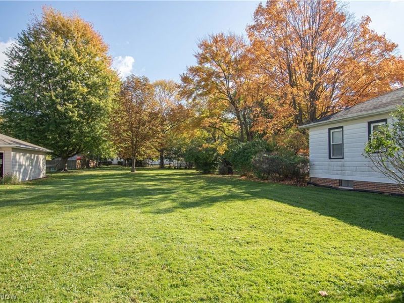 W 130 Street, Parma Heights, OH 44130 Photo 5