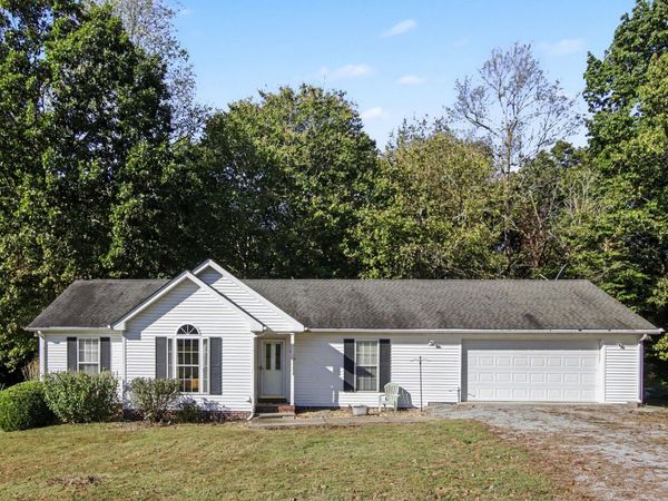 1036 W Stone Creek Trl , Greenbrier, TN 37073