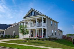 611 Harbour Pointe Drive photo 4