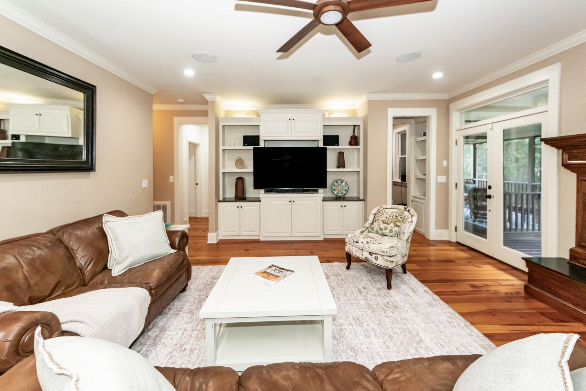 3303 Rees Row Photo 13