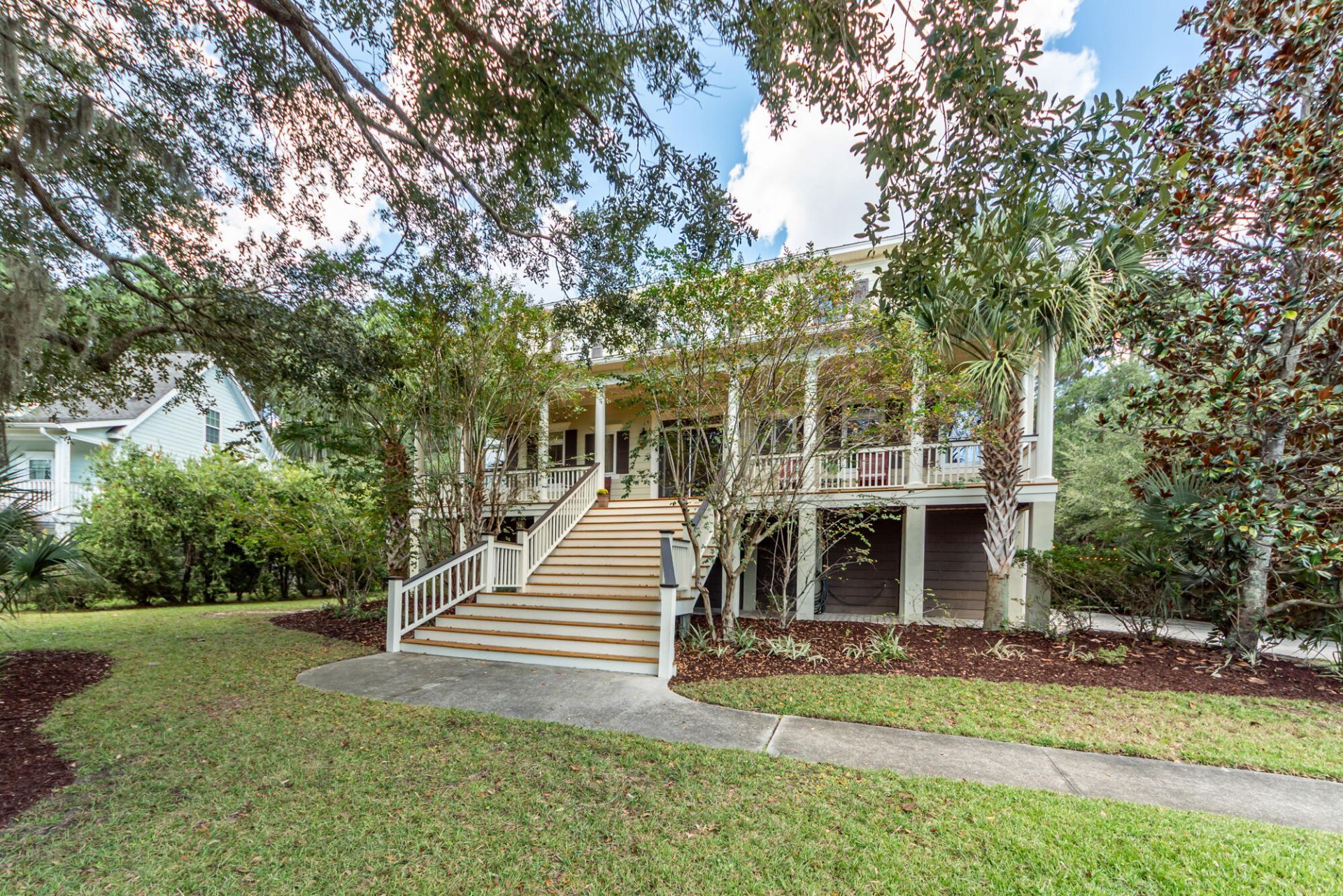 3303 Rees Row Photo 4