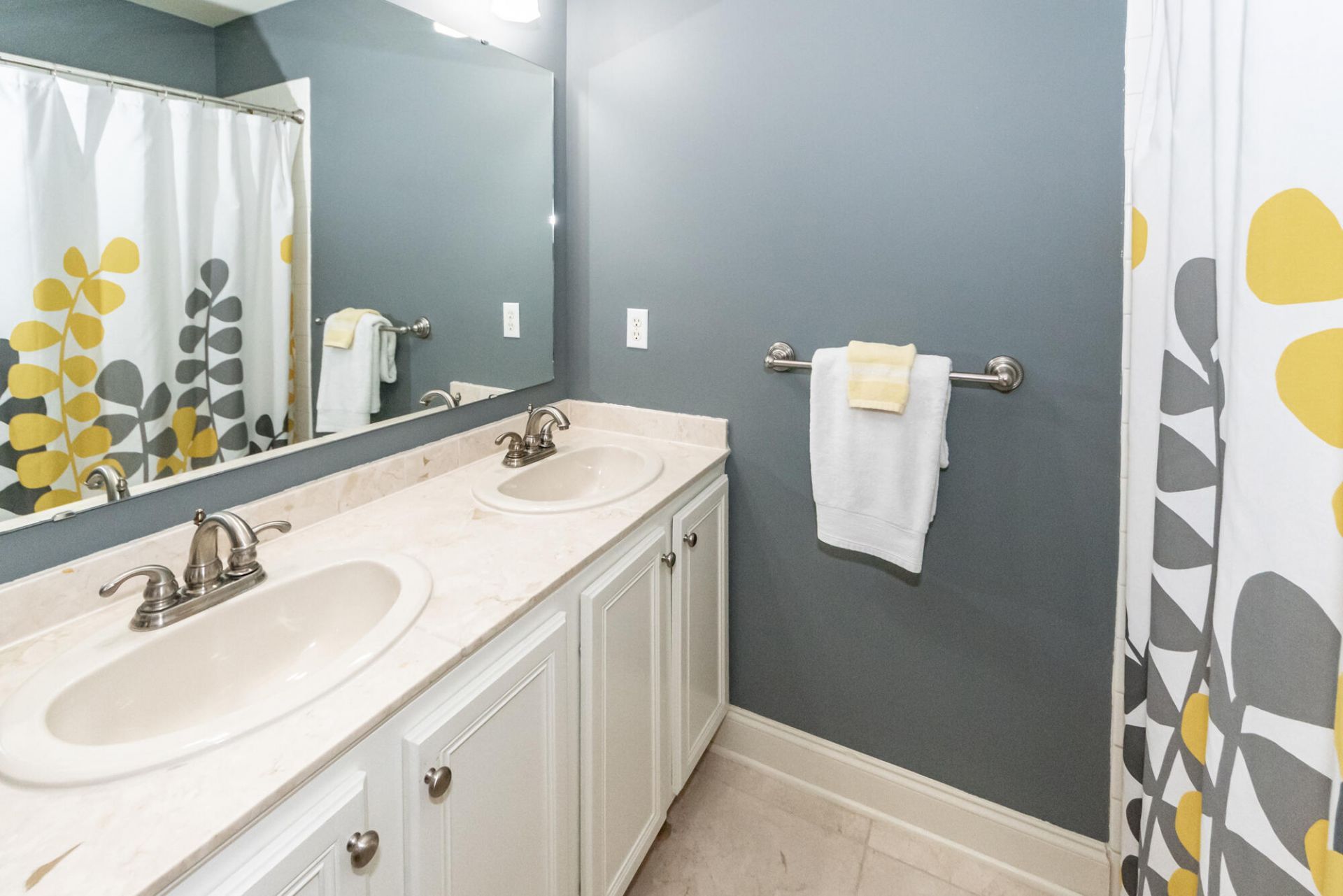3303 Rees Row Photo 41