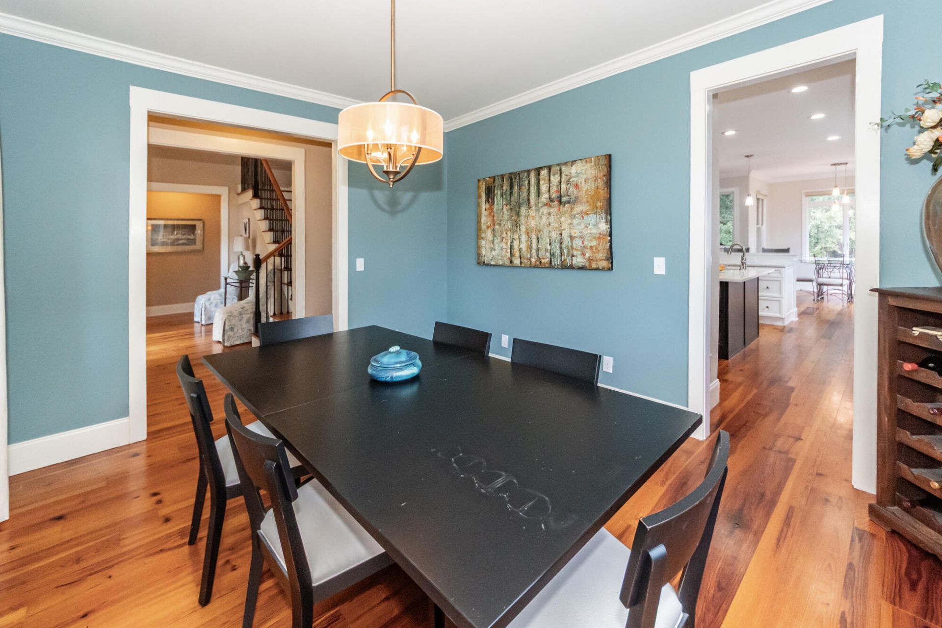 3303 Rees Row Photo 8